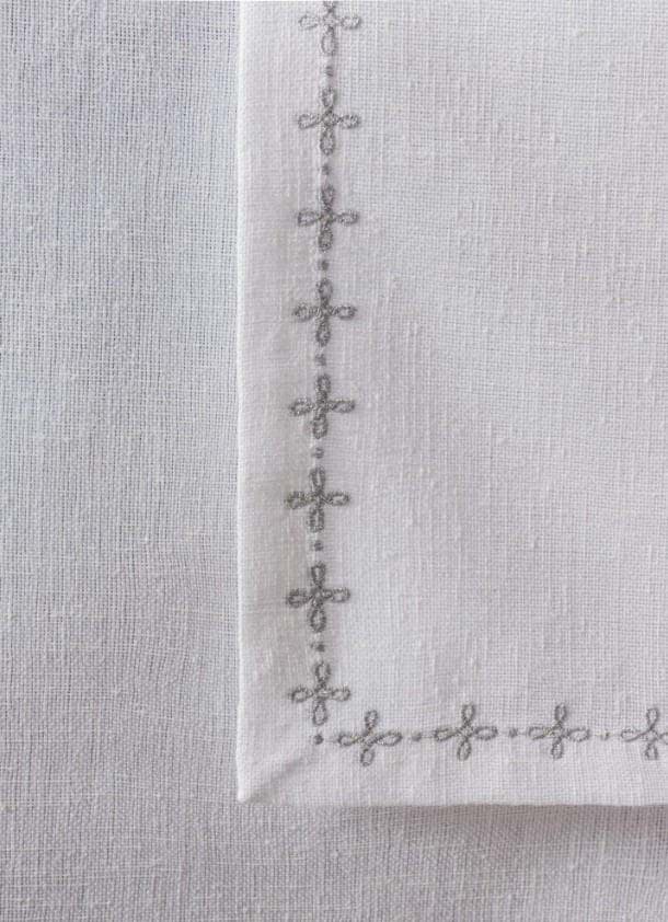 Picture of Cotton Box Pera White 8 Piece Linen Table Cap