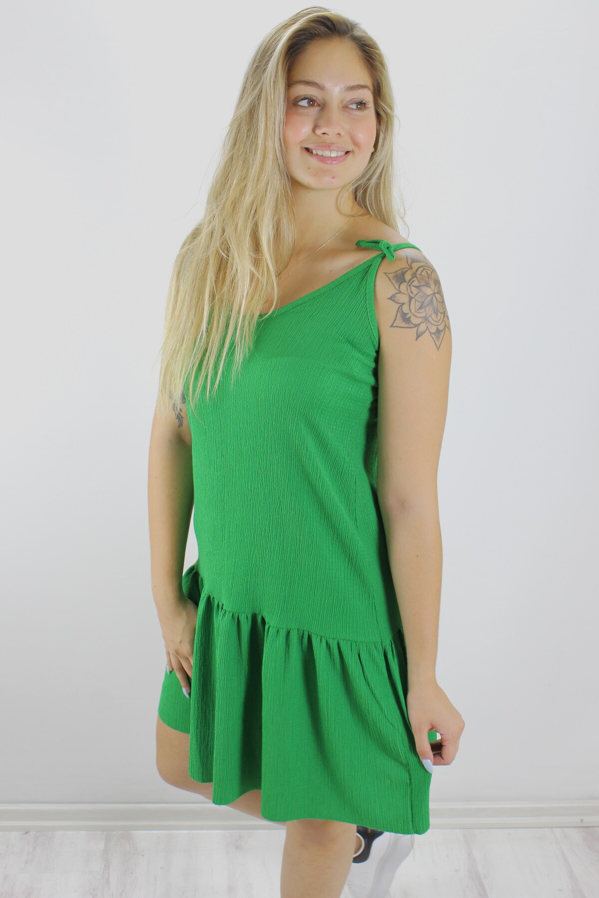 Krinkıl İp Askılı Elbise Yeşil - 1456.65 resmi