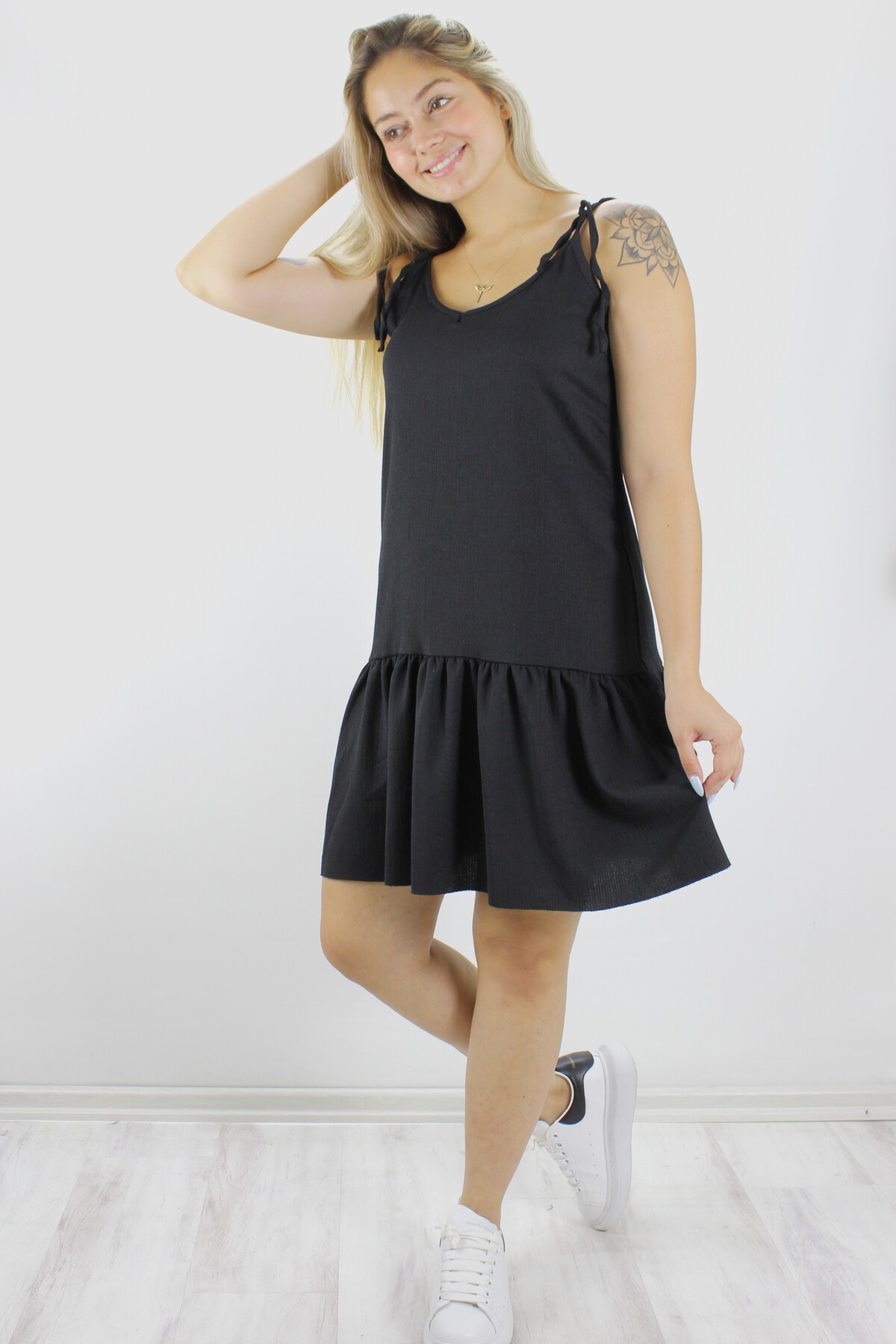 Krinkıl İp Askılı Elbise Siyah - 1456.65 resmi