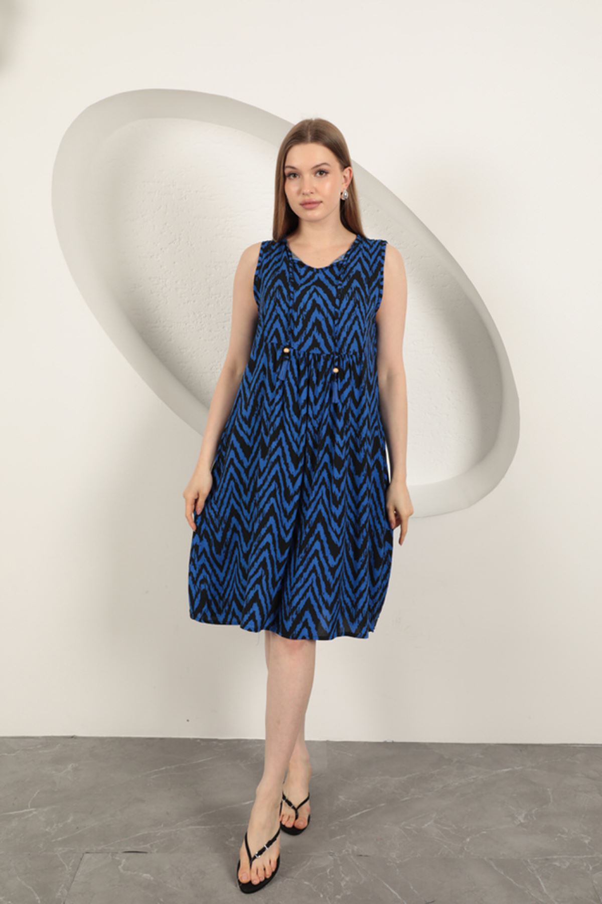 Viskon Kumaş Çizgili Elbise-Saks resmi