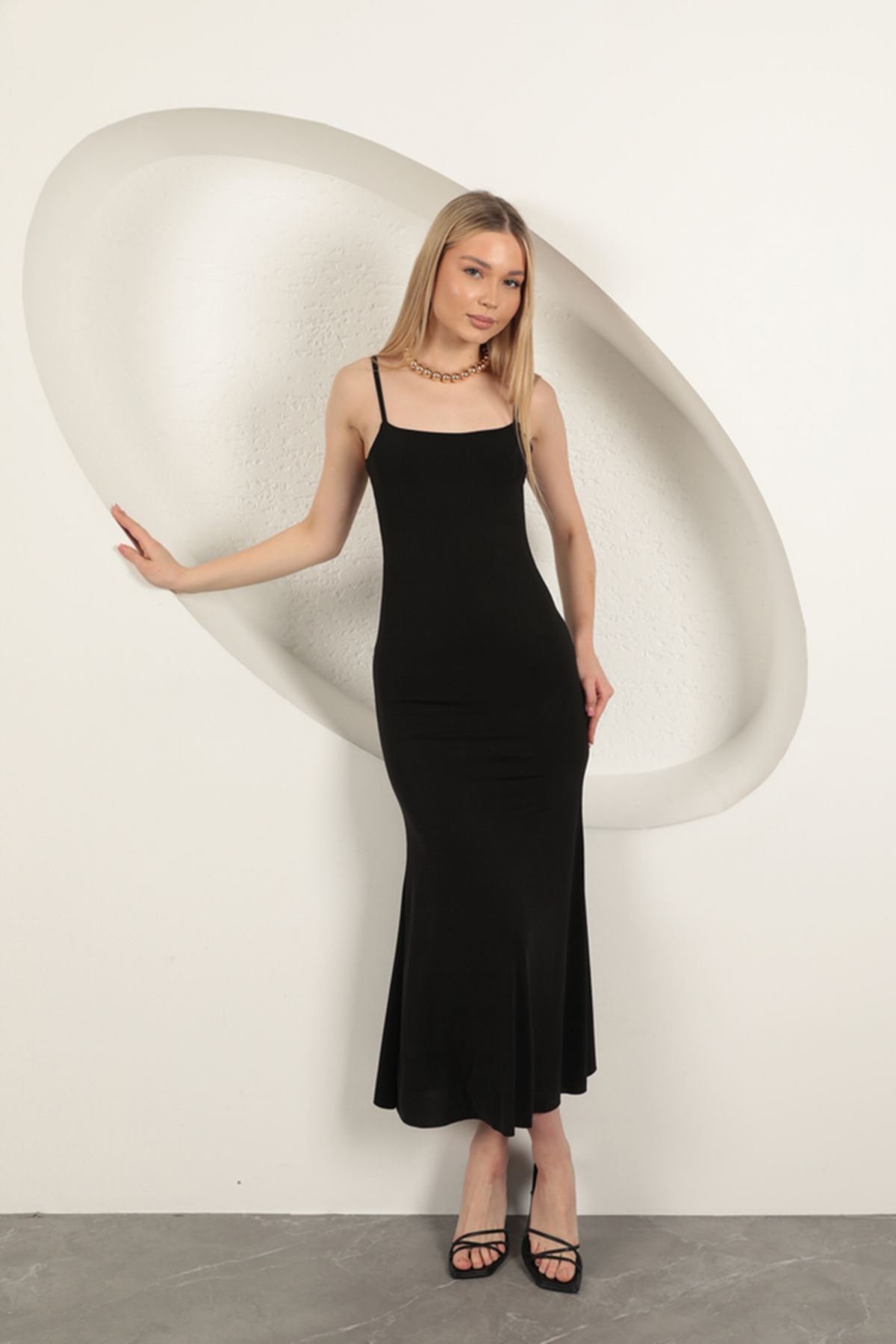Sandy Kumaş İp Askılı Basic Elbise-Siyah resmi