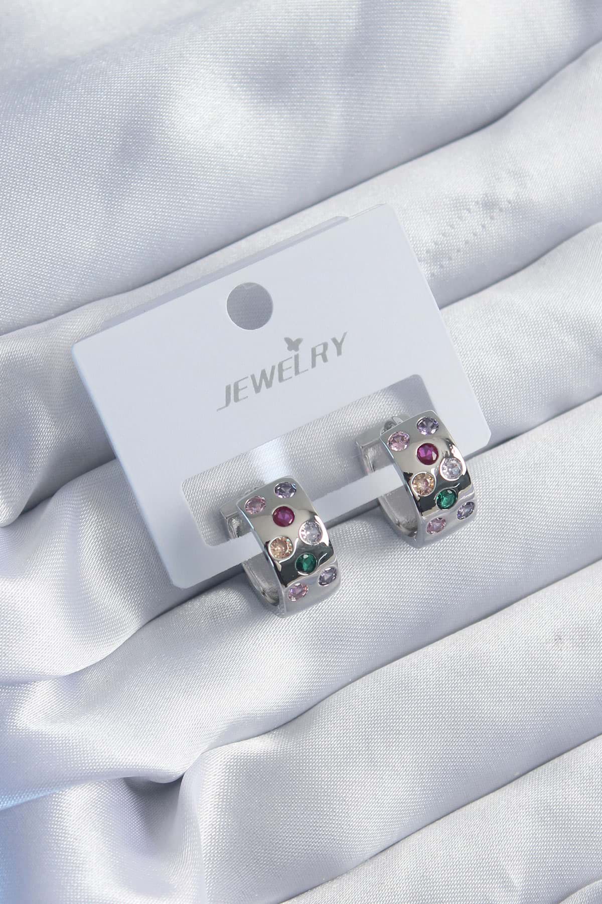 Pirinç Gümüş Renk Halka Model Zirkon Taş Detay Kadın Küpe - TJ-BKP8194 resmi