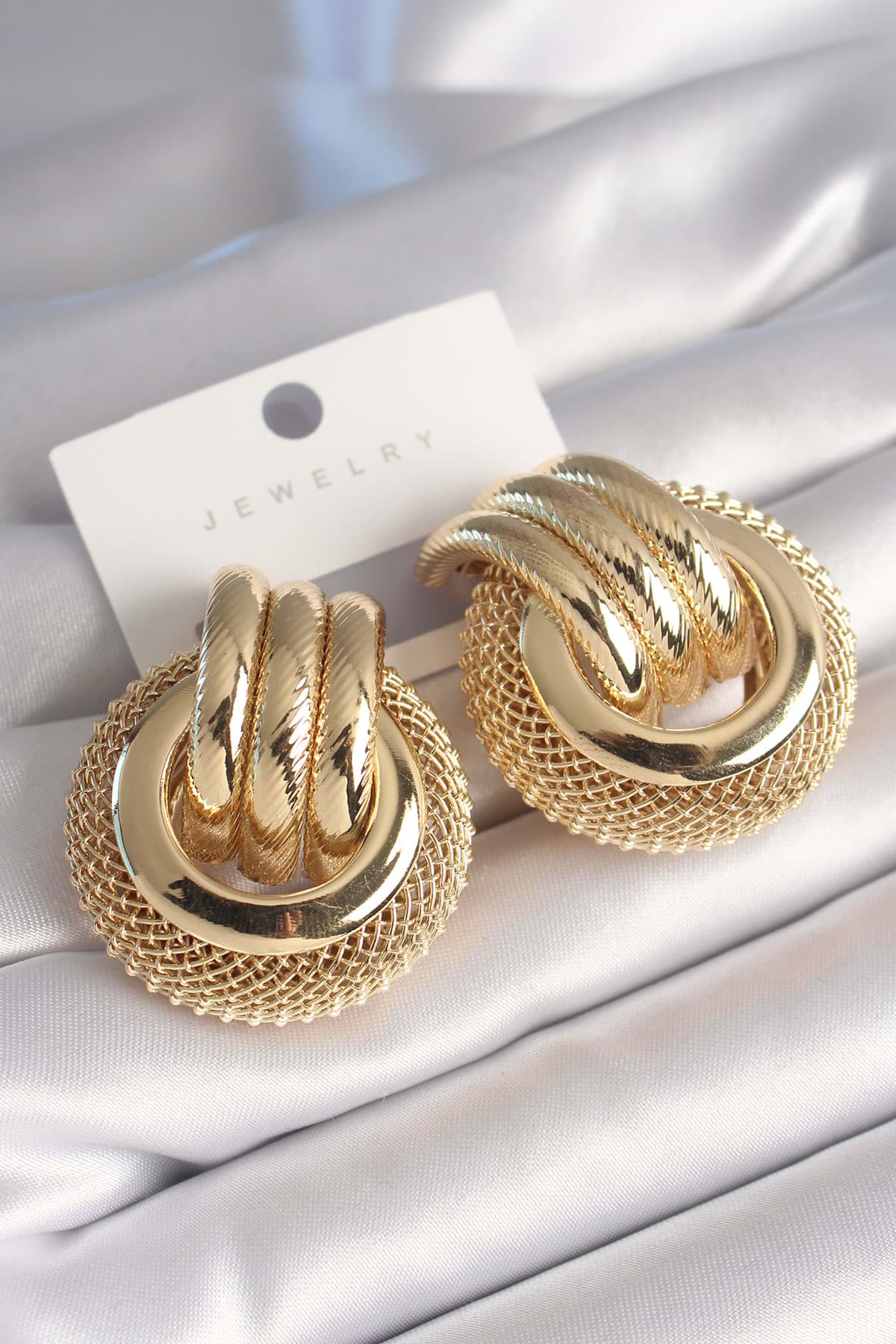 Pirinç Gold Renk Geçme Halka Hasır Model Kadın Küpe - TJ-BKP8741 resmi