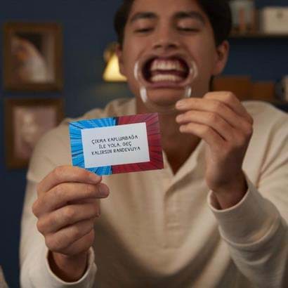 BUFFER® Konuş Bakalım Oyunu Söyle Bakalım Oyunu Bol Kahkahalı Aile Kutu Oyunu Kum Saatli resmi